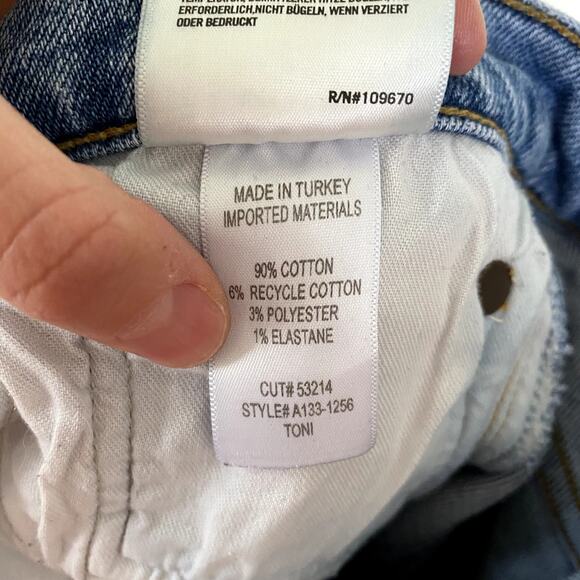 AGOLDE Toni Mid Rise Straight Jeans in Precipice Size 30 - Picture 8 of 9